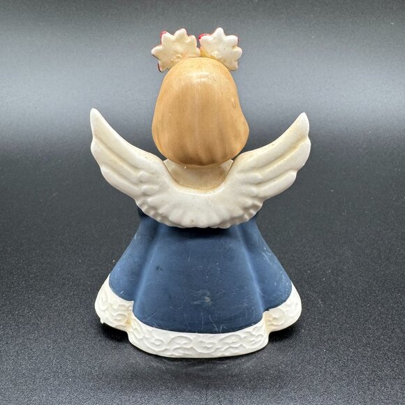 Vintage Porcelain figurine Christmas Angel Blue Poinsettia Star Japan GE6474 - Picture 3 of 6